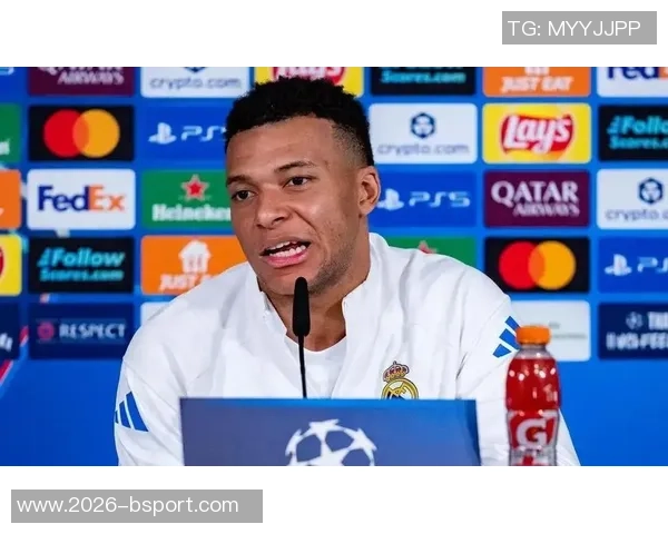 网红澄清与姆巴佩绯闻传闻称自己单身并未交往任何人 网红澄清与姆巴佩绯闻传闻称自己单身并未交往任何人