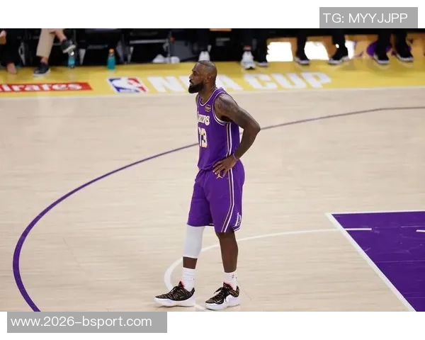 LBJ缺席再增3场将失去个人奖项机会连21次最佳阵容纪录面临考验