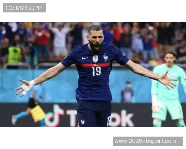 奥萨苏纳主席发声控诉裁判不公正判罚影响球队表现